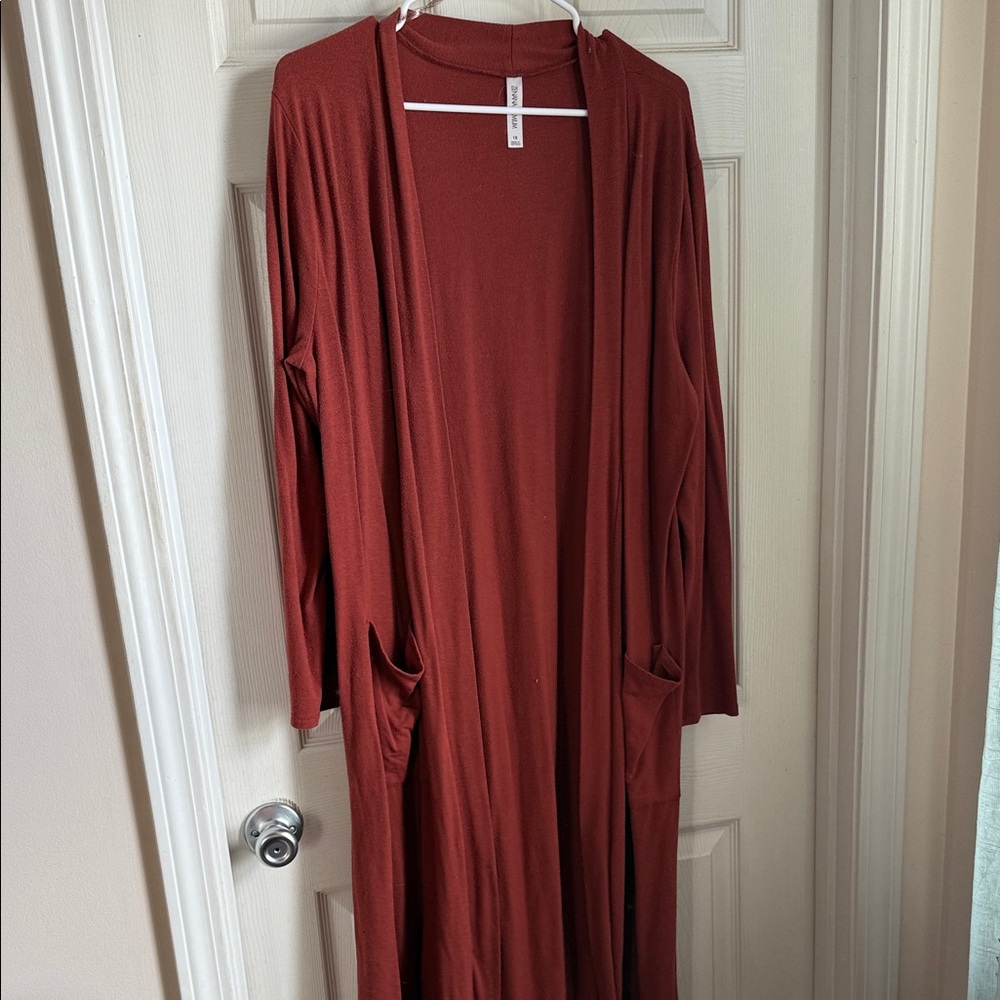 PLUS SIZE Long Open Front Cardigan in Rust